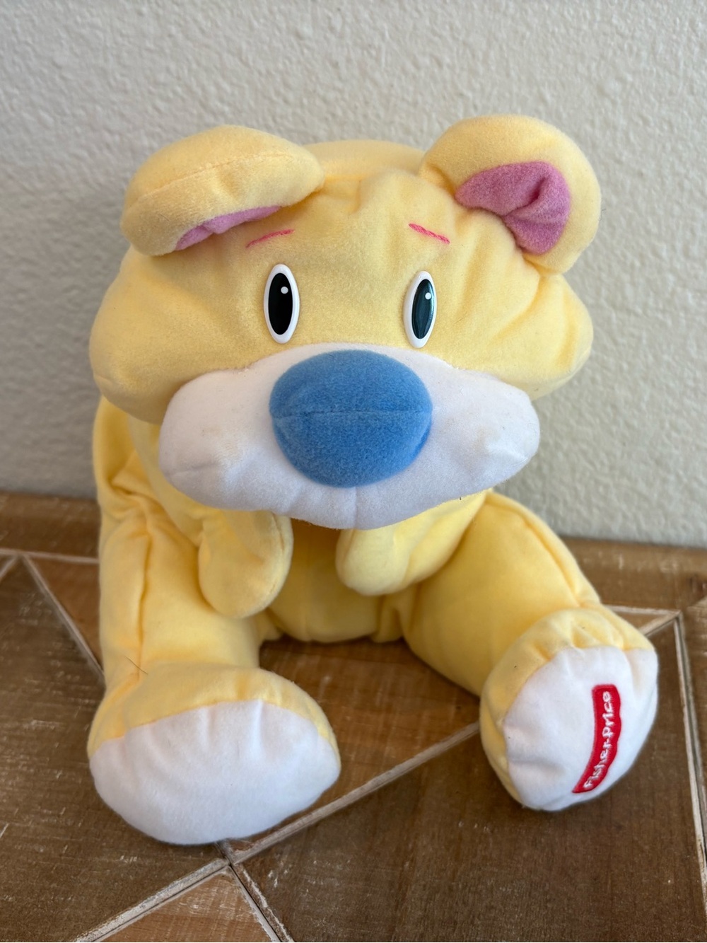 Fisher Price Vintage Yellow Rumple Bear Blue Nose 1998 Floppy Plush 15" Teddy